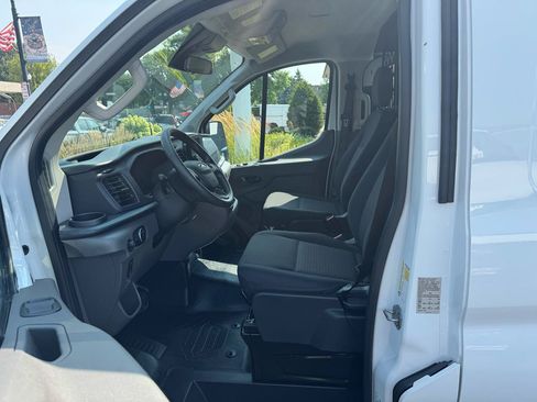 Used 2025 Ford Transit 250 Low Roof w/ Exterior Upgrade Package RWD image 15