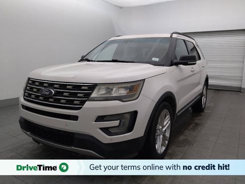 Used 2016 Ford Explorer XLT w/ Equipment Group 202A FWD image 1