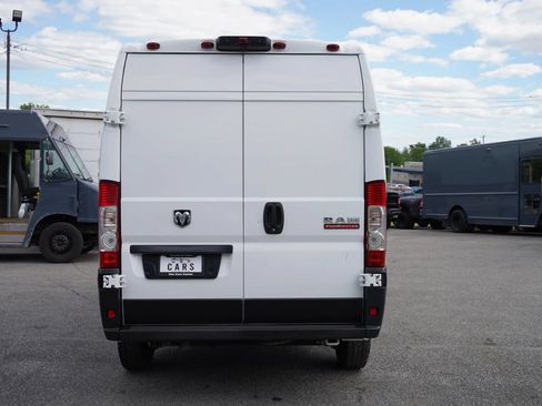 Used 2022 RAM ProMaster 2500 FWD image 5