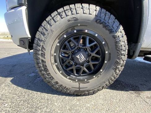 Used 2020 Chevrolet Silverado 3500 High Country w/ Z71 Off-Road Package AWD/4WD image 10