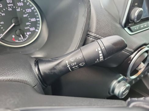 Used 2020 Nissan Sentra SV image 30