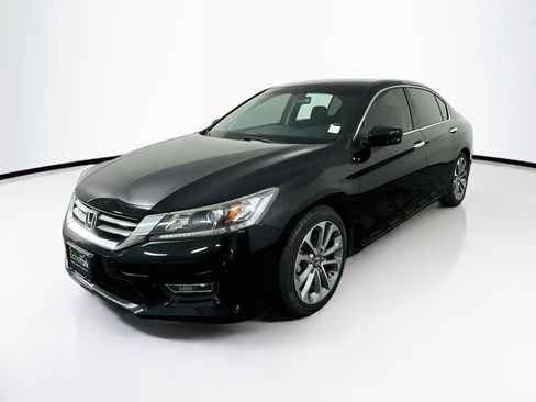 Used 2013 Honda Accord Sport image 3