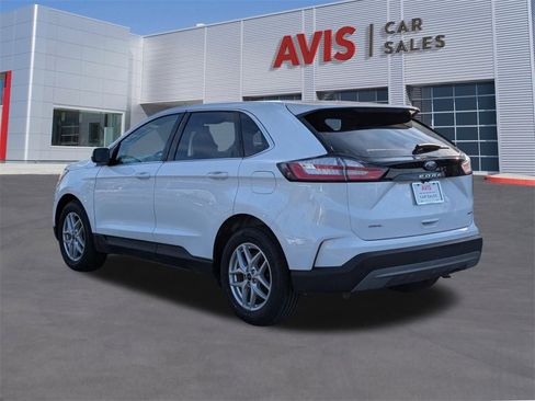 Used 2024 Ford Edge SEL image 3