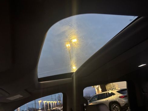 Used 2022 GMC Sierra 1500 Denali w/ Denali Reserve Package image 28