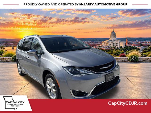 Used 2020 Chrysler Pacifica Limited FWD 360° Tour