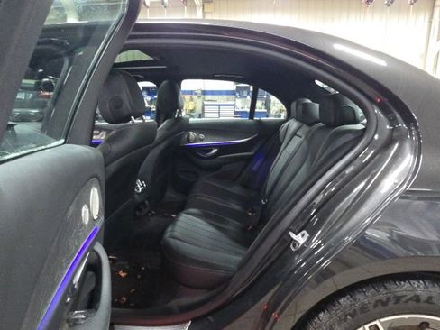 Used 2021 Mercedes-Benz E 450 4MATIC Sedan image 6