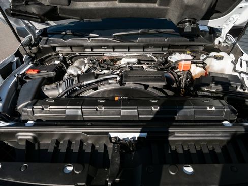 Used 2025 GMC Sierra 2500 Denali Ultimate w/ Max Trailering Package image 34