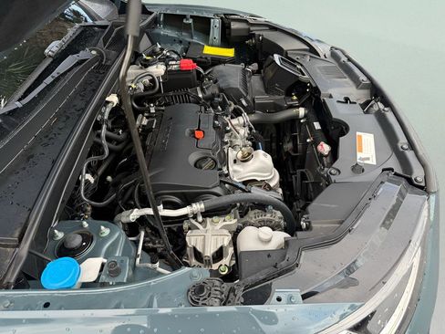 Certified 2024 Honda HR-V LX image 37