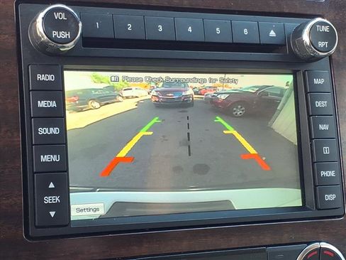 Used 2014 Ford Expedition EL XLT w/ Equipment Group 202A image 9