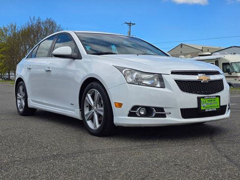 Used 2012 Chevrolet Cruze LT w/ RS Package FWD image 7