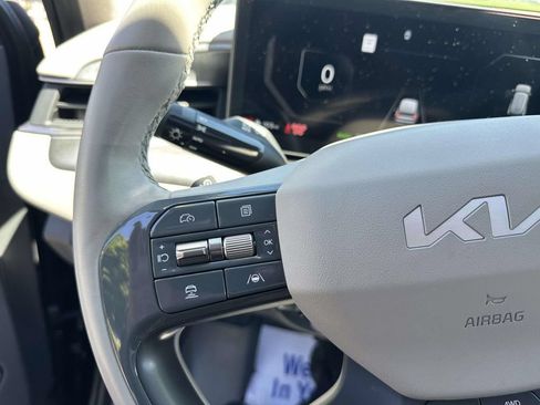 Used 2024 Kia EV9 Wind AWD/4WD image 29