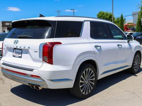 Used 2024 Hyundai Palisade Calligraphy AWD/4WD image 3