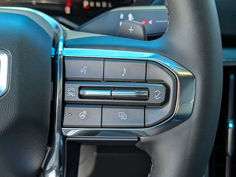 New 2026 GMC Acadia Elevation w/ Elevation Premium Package FWD image 18