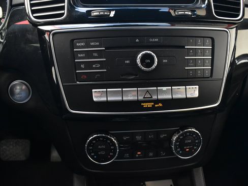 Used 2019 Mercedes-Benz GLS 450 4MATIC w/ Premium 1 Package image 38