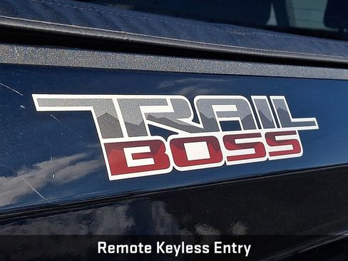 Used 2020 Chevrolet Silverado 1500 Custom Trail Boss image 23