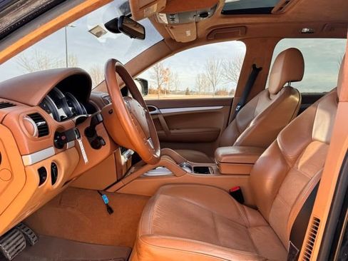 Used 2008 Porsche Cayenne GTS image 7
