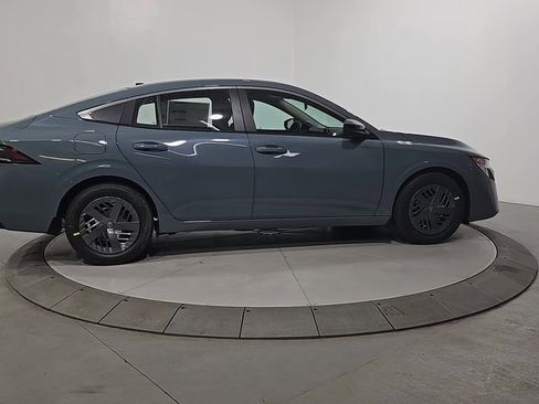 New 2026 Nissan Sentra SV image 7