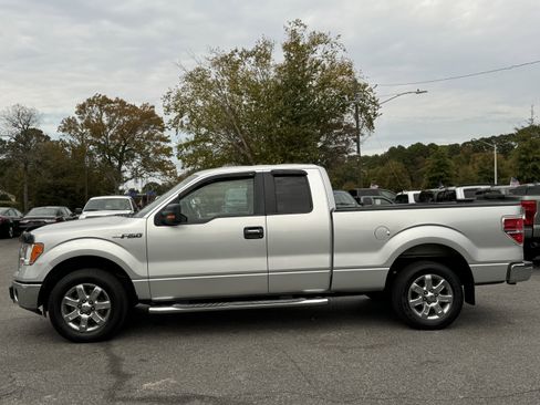 Used 2013 Ford F150 XLT w/ XLT Chrome Pkg image 9