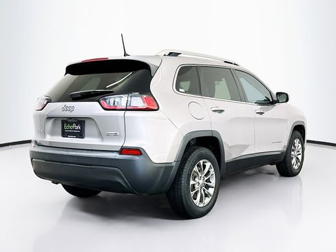 Used 2019 Jeep Cherokee Latitude Plus AWD/4WD image 9