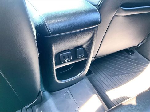 Used 2022 Chevrolet Colorado ZR2 image 28