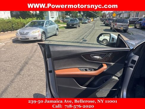 Used 2022 Audi Q8 Premium Plus w/ Premium Plus Package image 27