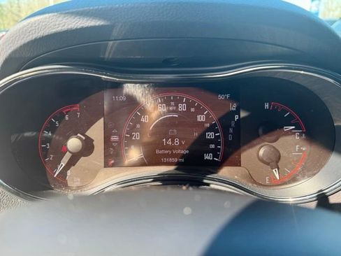 Used 2019 Dodge Durango R/T w/ Technology Group image 10