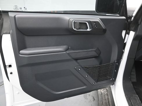 New 2025 Ford Bronco Outer Banks image 13