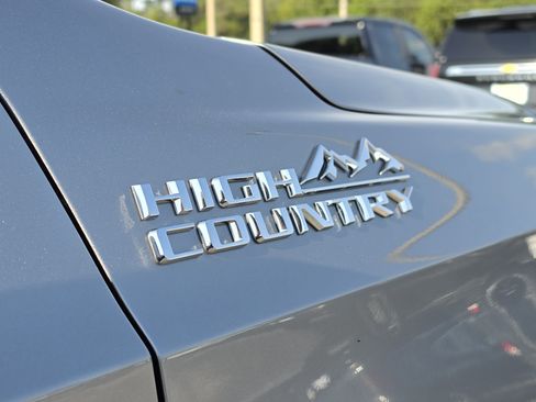 Used 2024 Chevrolet Tahoe High Country w/ LPO, Illumination Package AWD/4WD image 17