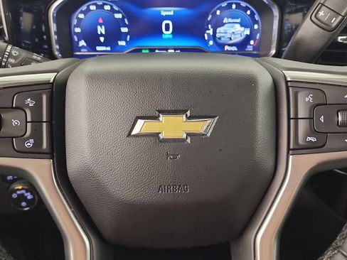Used 2024 Chevrolet Silverado 1500 LT AWD/4WD image 12