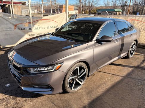 Used 2020 Honda Accord Sport image 8