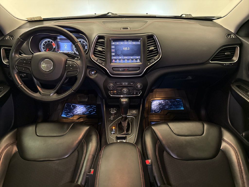 Used 2020 Jeep Grand Cherokee Altitude AWD/4WD image 14