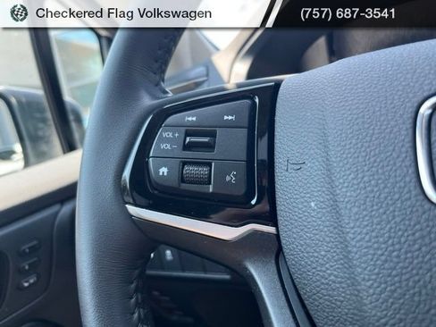 Used 2025 Honda Odyssey EX-L image 36