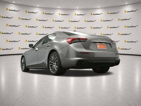 Used 2021 Maserati Ghibli S RWD image 47