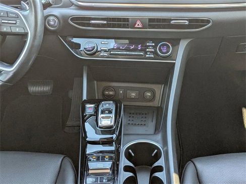 Used 2023 Hyundai Sonata Limited image 17