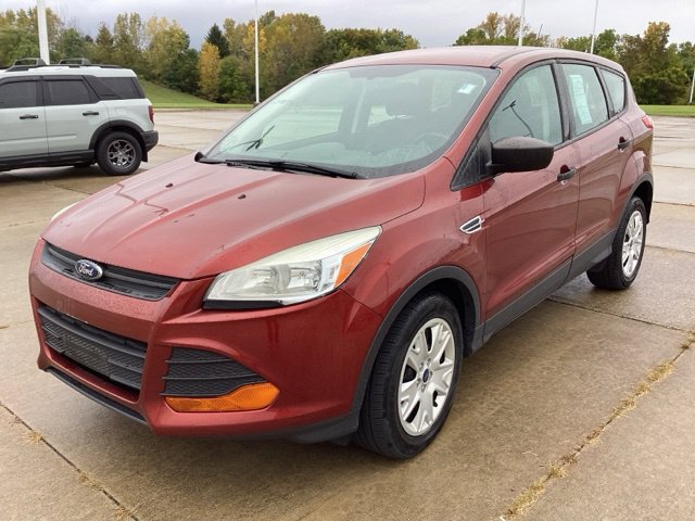 Used 2014 Ford Escape S FWD image 2