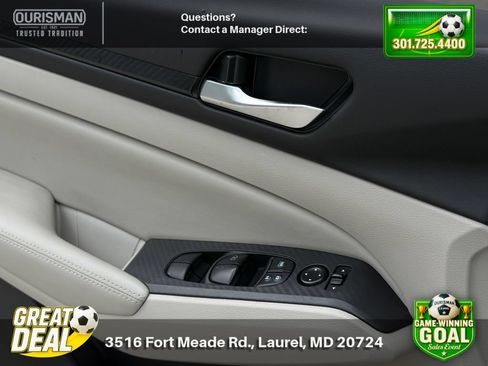 Used 2024 Nissan Altima 2.5 SV FWD image 32