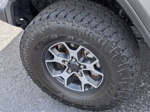 Used 2019 Jeep Wrangler Unlimited Sport S AWD/4WD image 24