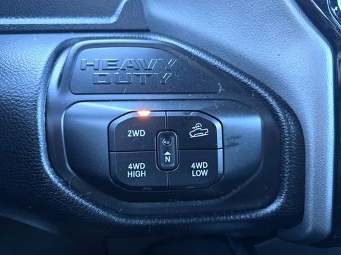 Certified 2025 RAM 2500 Laramie image 19