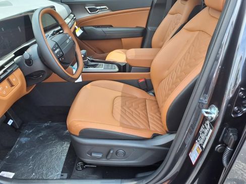 New 2026 Kia Sportage X-Line w/ X-Line Technology Package image 16