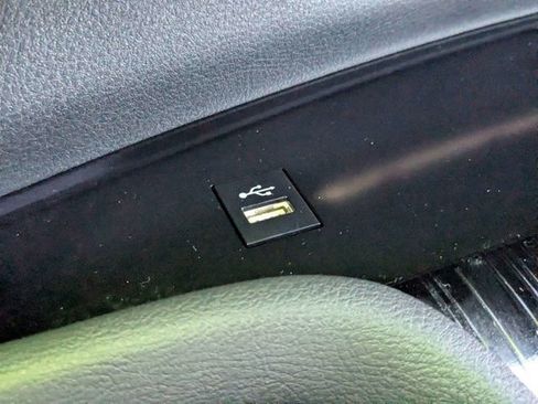 Used 2025 Toyota Sienna XSE w/ XSE Plus Package FWD image 29
