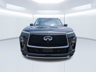 New 2027 INFINITI QX80 Luxe w/ Exterior Package
