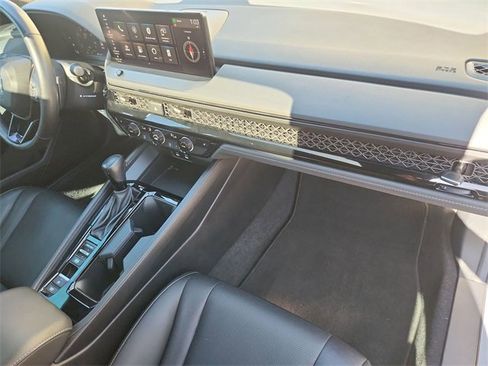 Used 2023 Honda Accord Sport image 27