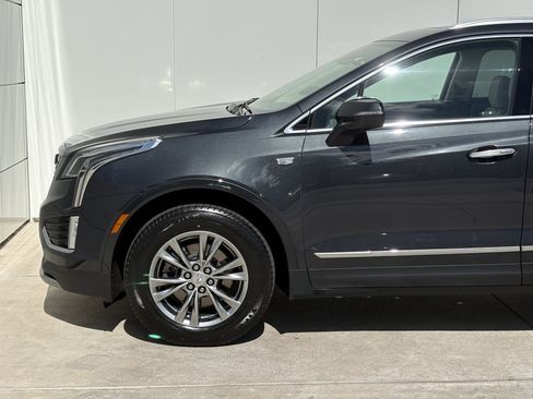 Certified 2023 Cadillac XT5 Premium Luxury w/ LPO, Floor Liner Package AWD/4WD image 4