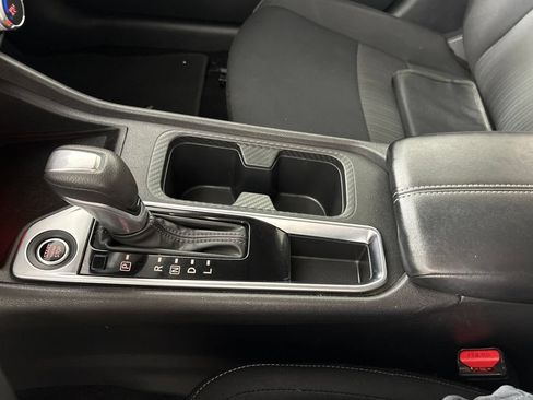 Used 2024 Nissan Sentra SV FWD image 43