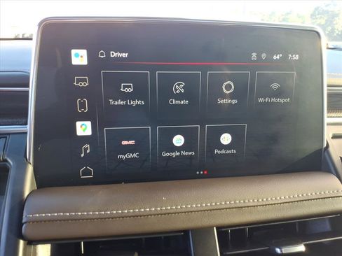 Used 2022 GMC Yukon SLT w/ SLT Premium Package image 21