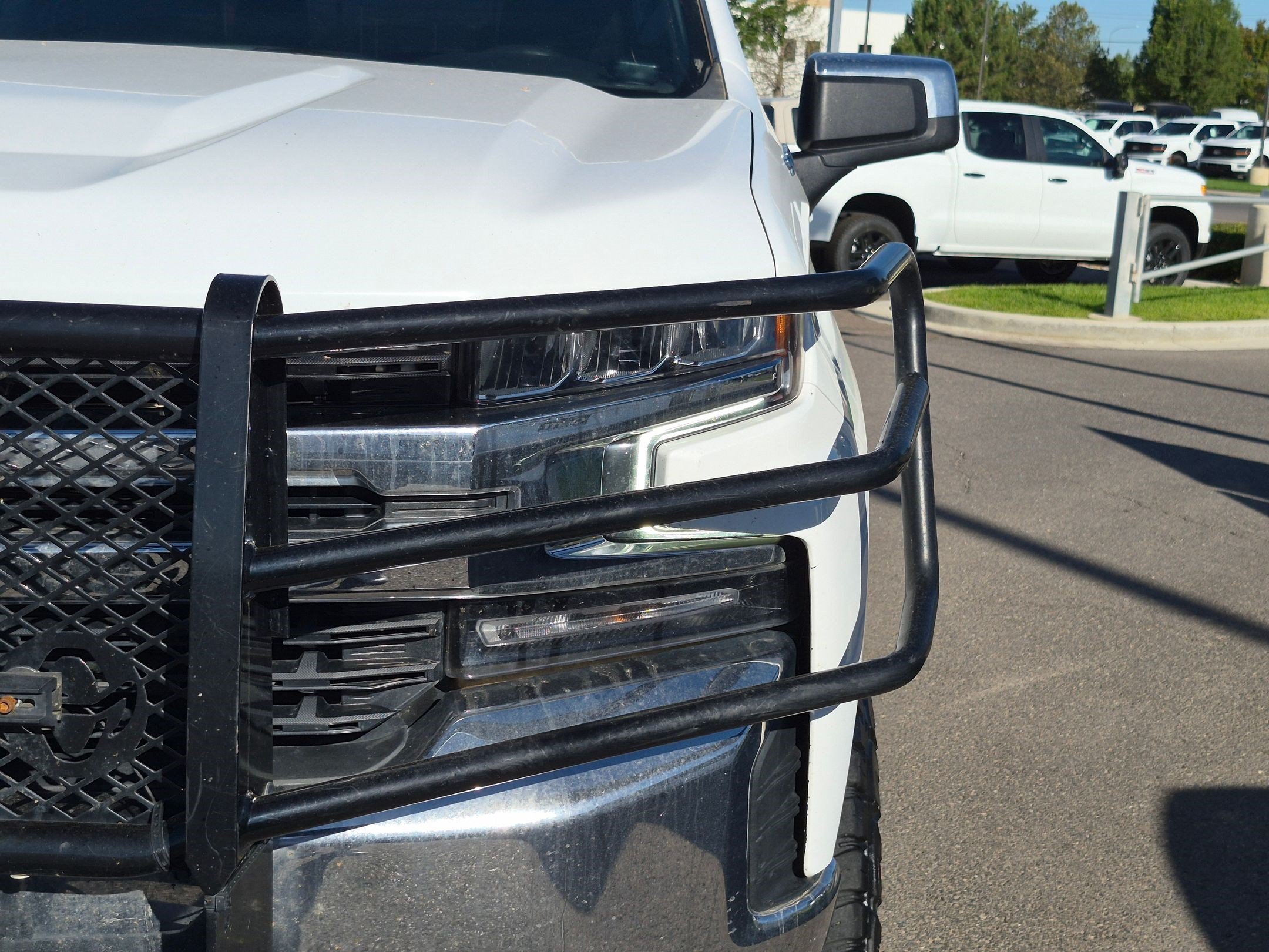 Used 2022 Chevrolet Silverado 1500 LT AWD/4WD image 10
