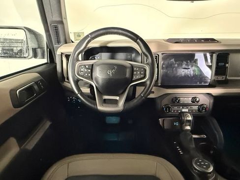Used 2022 Ford Bronco Wildtrak AWD/4WD image 19