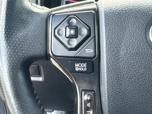 Used 2018 Toyota 4Runner TRD Off-Road Premium image 23