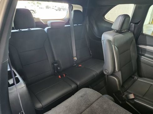 Used 2026 Buick Enclave Preferred FWD image 18