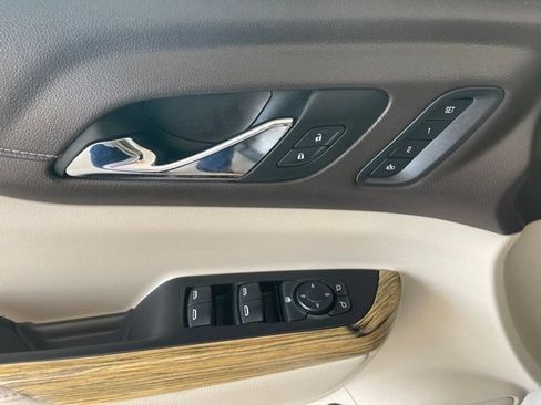 Used 2019 GMC Acadia Denali FWD image 14
